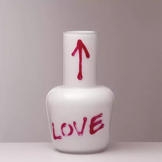 Unnamed Vase with Pink LOVE – White