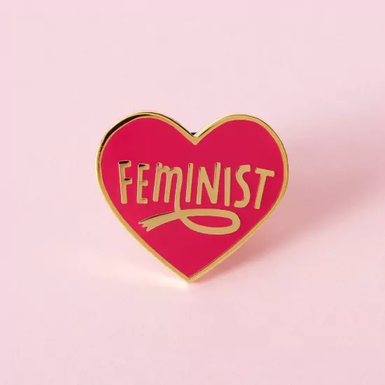Odznak Feminist Heart Shaped