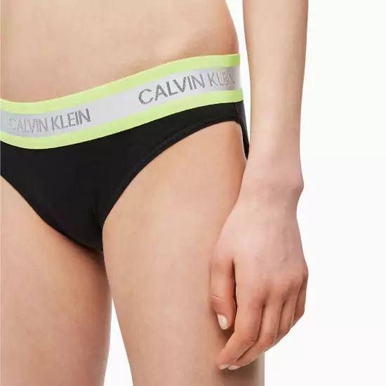 Čierne nohavičky Calvin Klein Neon