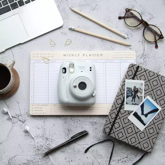 Instantný biely fotoaparát Mini 11