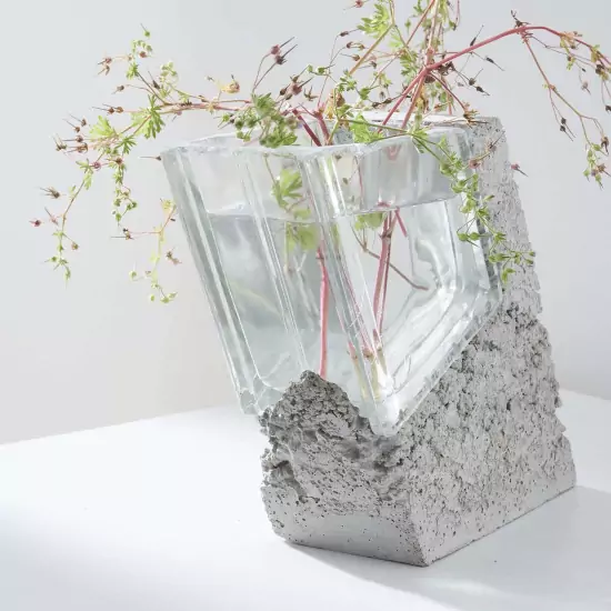Umelecká váza Skew Glass Brick