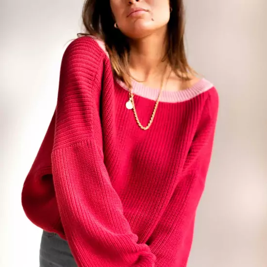 Malinový sveter s výstrihom do V – one size