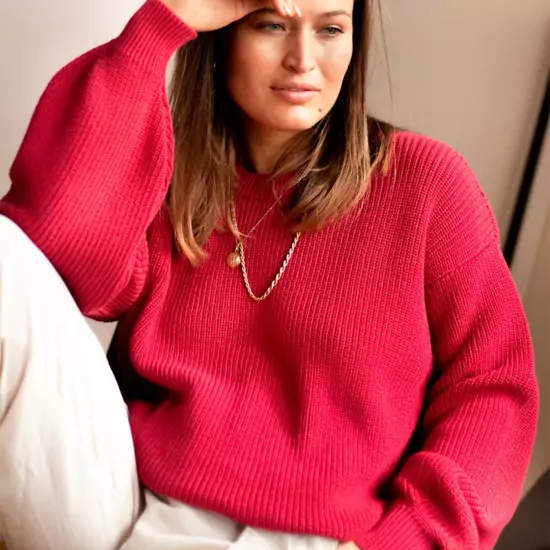 Malinový sveter s okrúhlym výstrihom  – one size