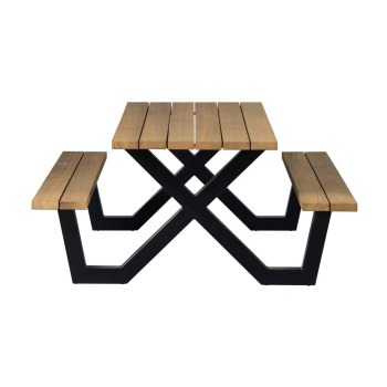 Vonkajší stôl s lavicami